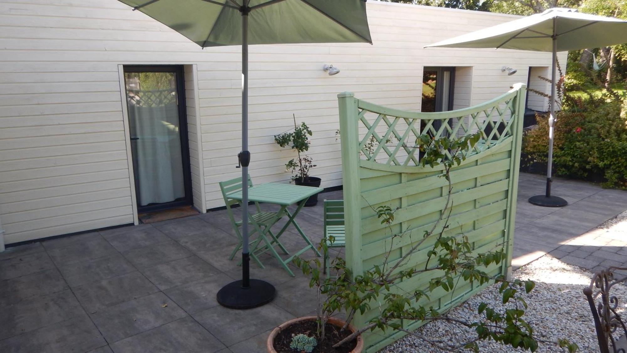 Les Loges De Yoff Bed & Breakfast Ambon Exterior photo